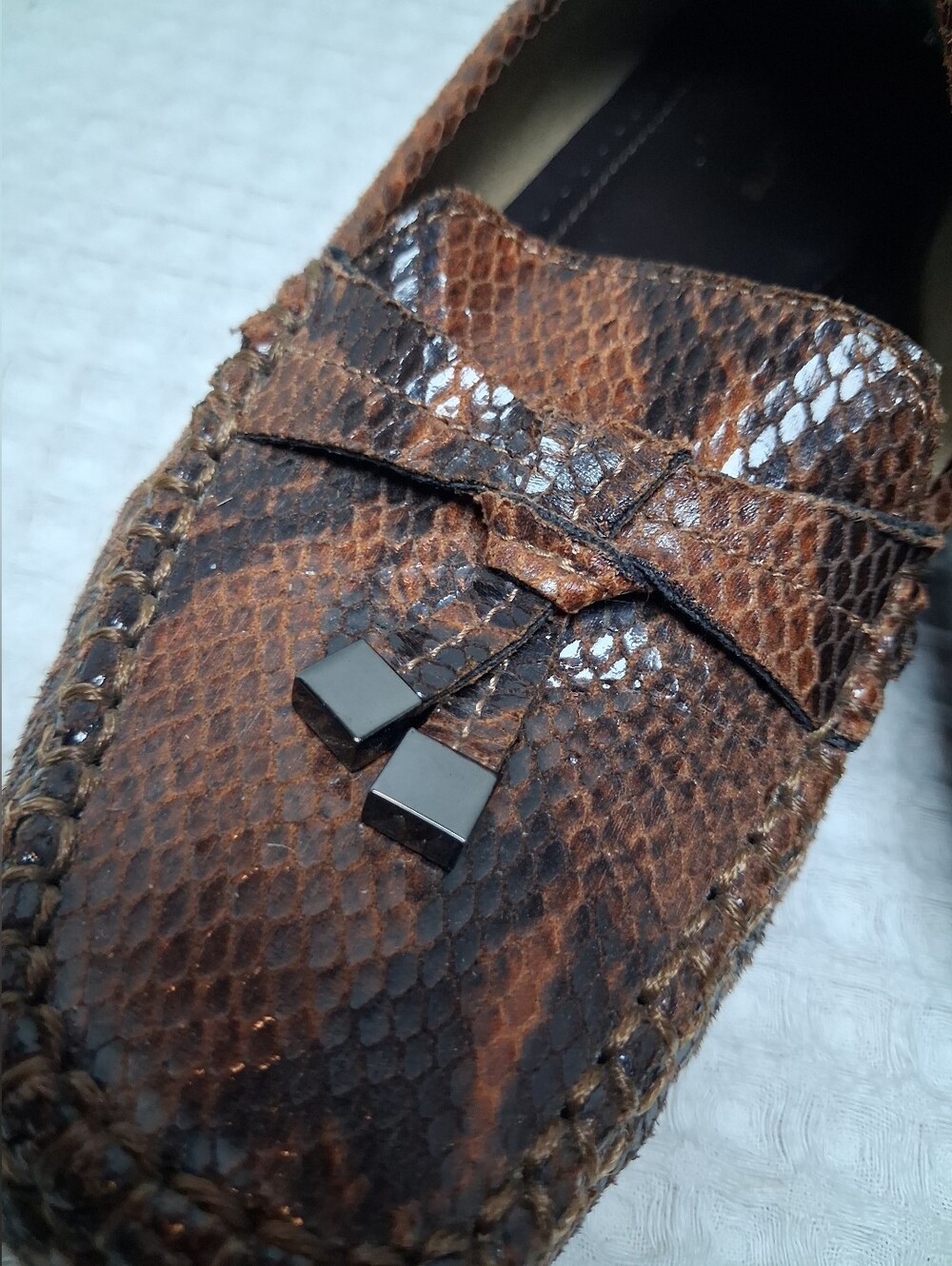 Liz Claiborne Womens Brown/Tan Faux Snakeskin Loafer/Mocassin Size 7 - Picture 11 of 12